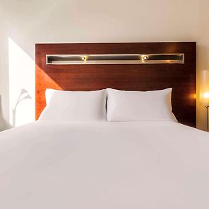 Ibis World Trade Centre